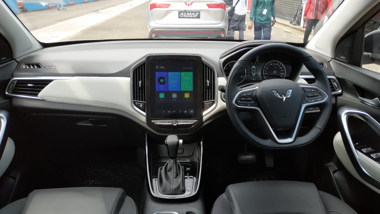 Ilustrasi Dashboard Mobil