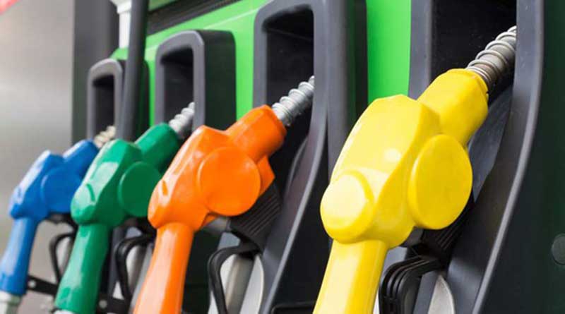 Merawat mobil tentu sangat diperlukan agar kendaraan Anda selalu berada pada kondisi yang prima saat digunakan. Anda tentunya tidak ingin saat menggunakan mobil untuk tujuan dekat atau jauh tiba-tiba mati di tengah jalan. Apalagi jika Anda tidak terlalu paham tentang dunia mobil dan ada Anda ada keperluan mendesak, hal in tentu tidak diinginkan.