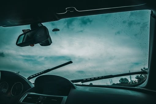 Salah satu upaya yang bisa dilakukan untuk menciptakan rasa nyaman tersebut adalah dengan menambahkan kaca film mobil depan. Penggunaan kaca film pada mobil adalah hal yang biasa terjadi, baik bawaan pabrik maupun yang sengaja dilapisi.