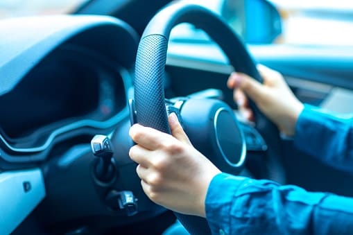 Musim libur panjang merupakan salah satu momen yang paling dinanti-nanti oleh semua kalangan, tidak hanya anak sekolah atau karyawan kantor saja. Untuk para pekerja yang sering keluar kota dengan kendaraan pribadi, ngantuk saat berkendara mungkin sudah menjadi bagian yang tidak terpisahkan dari rutinitas perjalanan ke lokasi kerja.